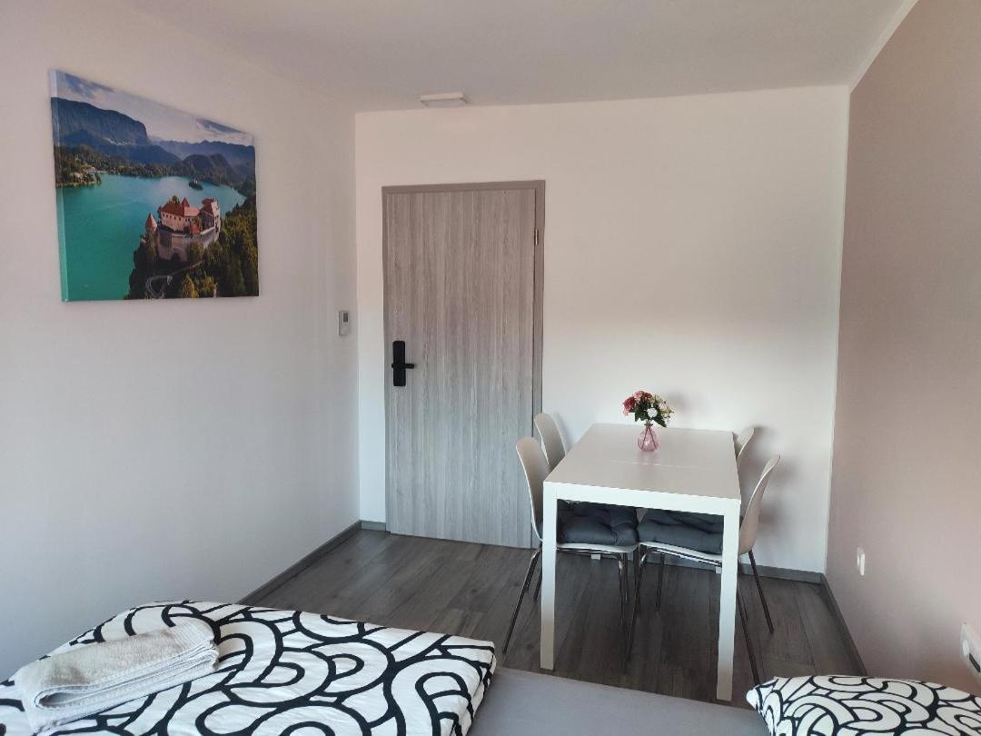 Apartament Tilka'S House Blejska Dobrava Zewnętrze zdjęcie